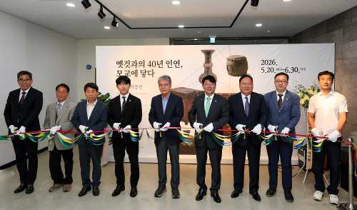 국립창원대박물관,「박화욱 기증전 : 옛것과의 40년 인연, 모교에 닿다」특별전 개막!  대표이미지