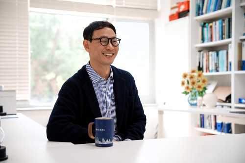 국립창원대 최진철 교수, “로봇 기술은 선택 아닌 필수...최고 수준 인재 양성할 것”  대표이미지