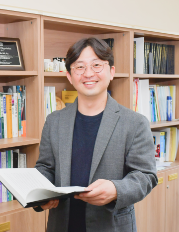 국립창원대학교 대학성과관리원장 정대운 이미지